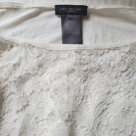 Ann Taylor Factory Lace Front 3/4 Sleeve Top | L - Picture 3 of 3